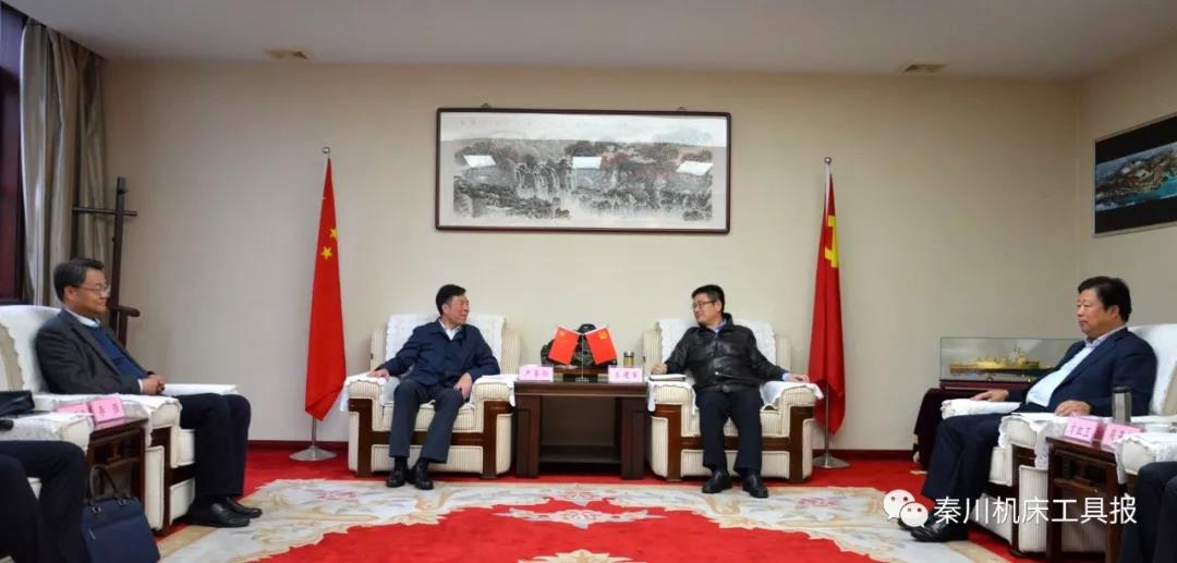 ������ί���������򵼻���ϼ������³�