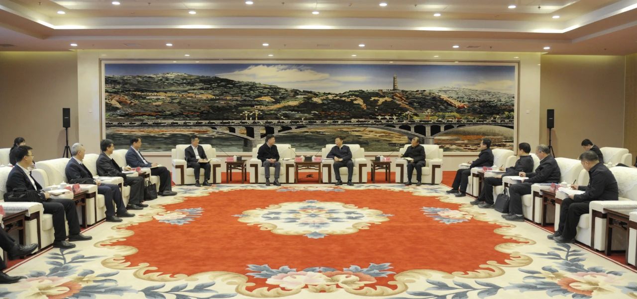 ����ʡί��ί���Ӱ���ί����Ըջ���ϼ������³�һ��