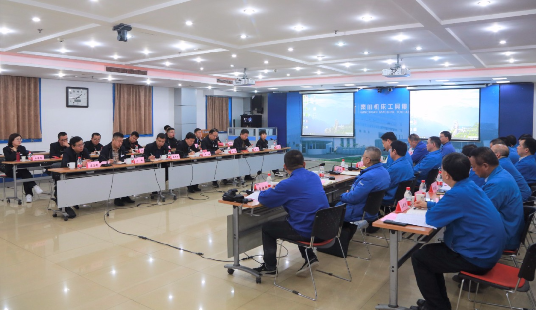 ��������ʯ�ͻ�еװ���������޹�˾ִ�ж��¡���˾���Ų�һ�е��ش����Ž�����̸