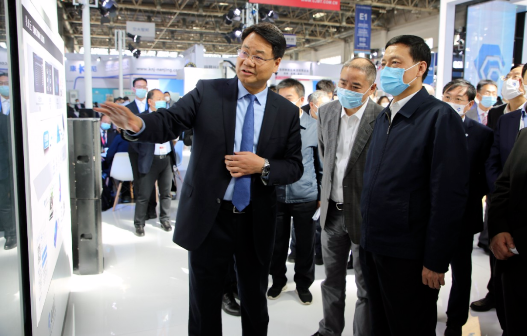 ���Ų���ݰ���ش�����չ̨ ����������������Ч��