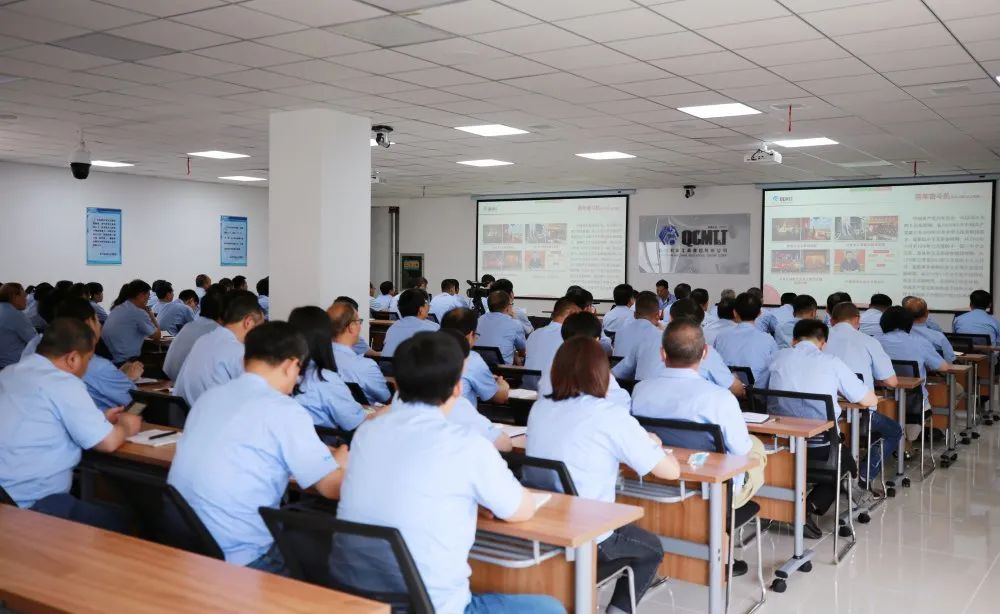 ��������̬��?�ش�������ѵ������ʽ�����ߵ�ί��ǽ�ר�⵳��