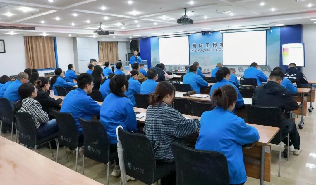 ��������Ѷ�����ܳ�� �ⳡ��ѵ���ɻ���������