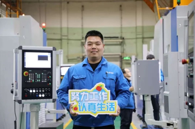 ��Ⱥ�����顿����������������������Χ���ش����������flag!